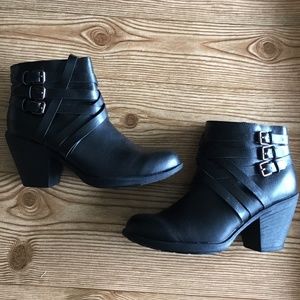 Cute Fashionable Booties Vegan Leather